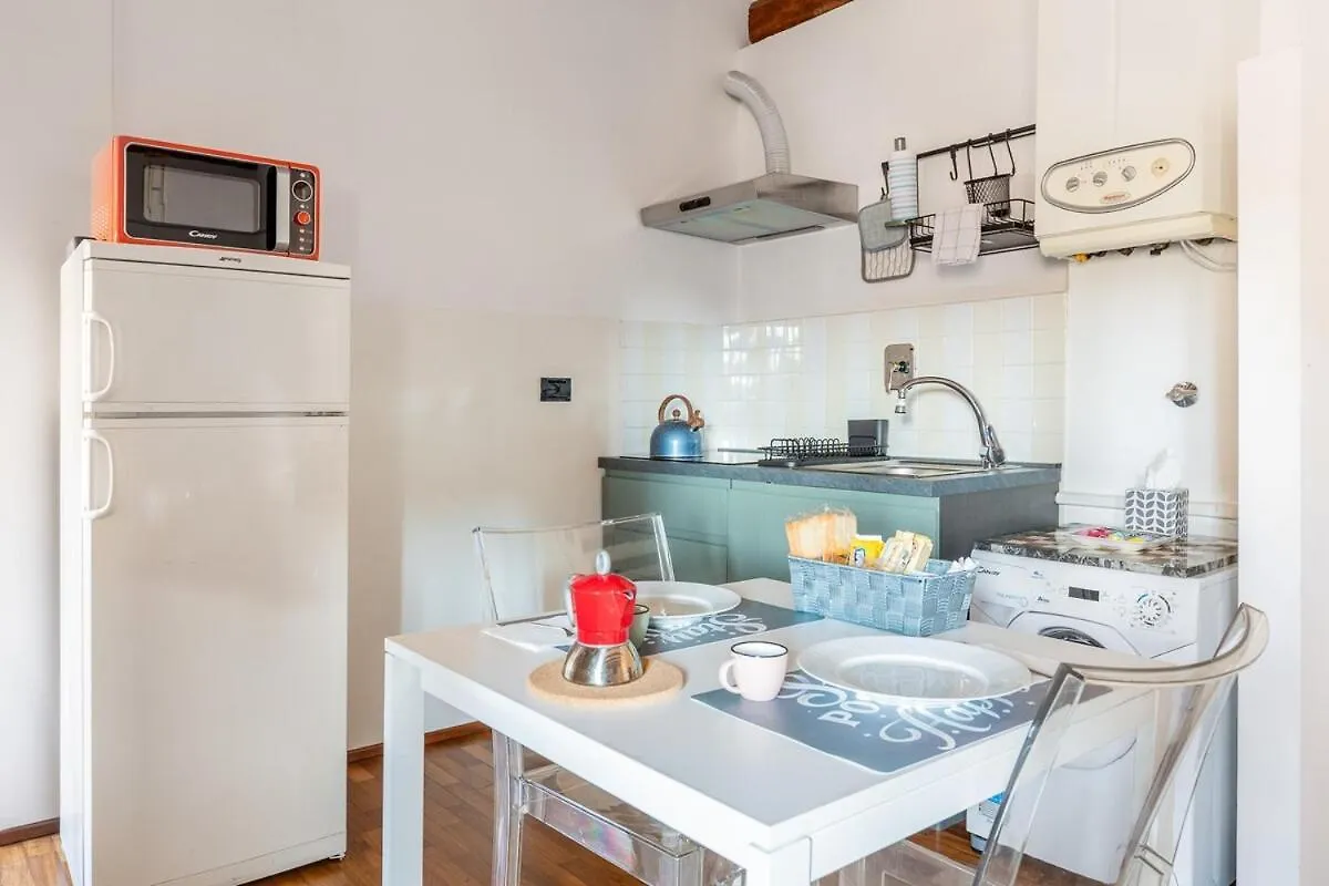 Monolocale Sui Tetti Di Bologna - Via Indipendenza Apartment 0*,  Italy