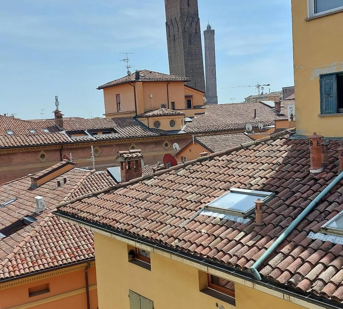 Monolocale Sui Tetti Di Bologna - Via Indipendenza公寓